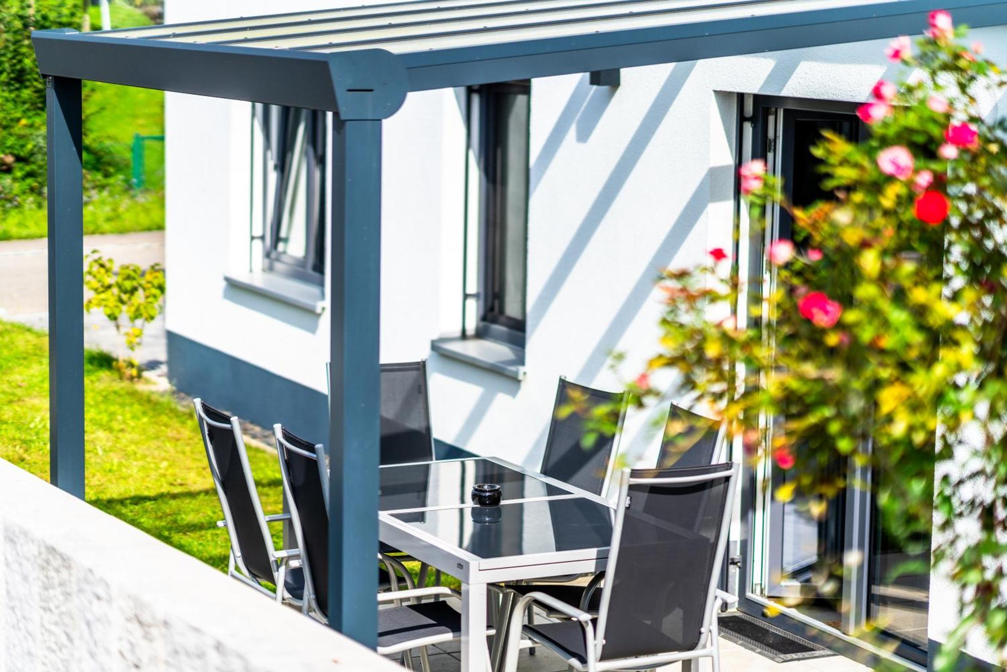 Alp Deluxe - Sauna, Kamin, Terrasse & Mehr Apartment